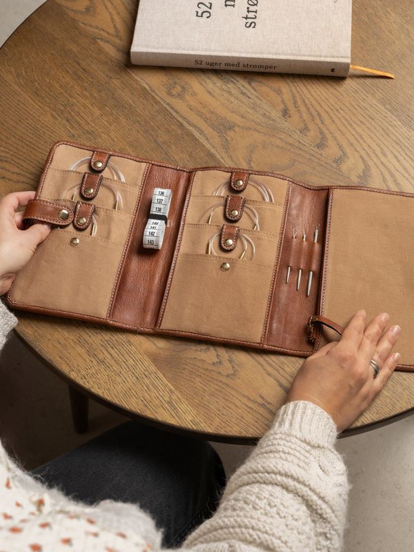 Project 7 - Walnut/Gold